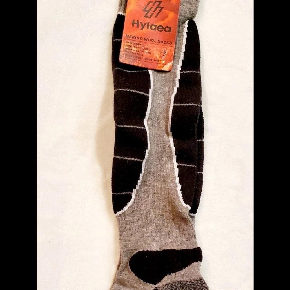 Hylaea Merino Wool Sport Ski Socks Thermal Knee High Moisture Wicking Sz L NWT